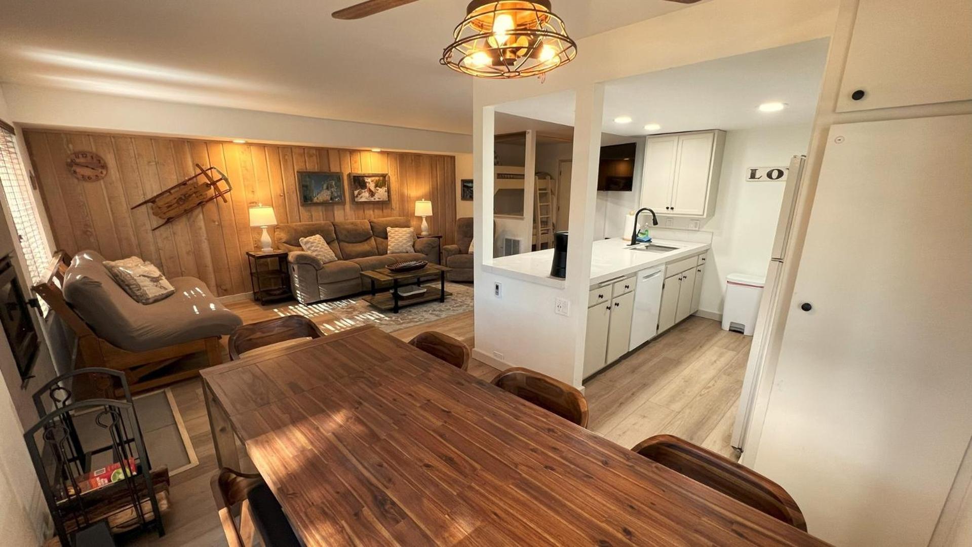 Standard Condos With Free Parking マンモス・レイクス 部屋 写真